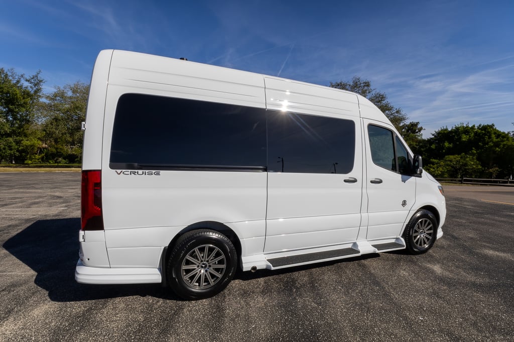 2026 OGV Luxury Coach