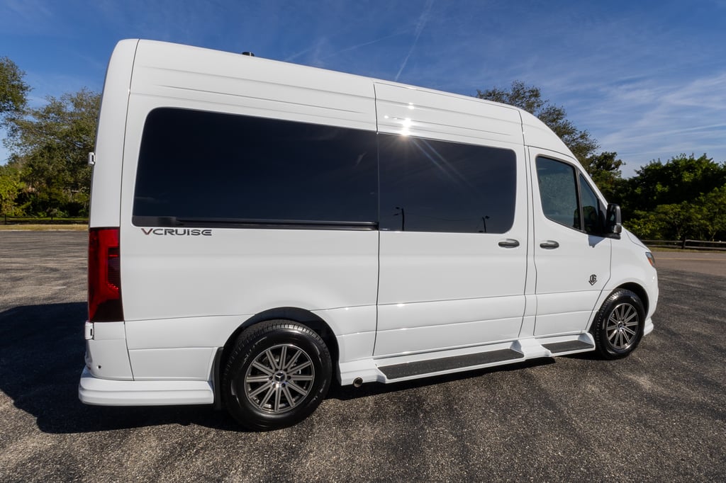 2026 OGV Luxury Coach