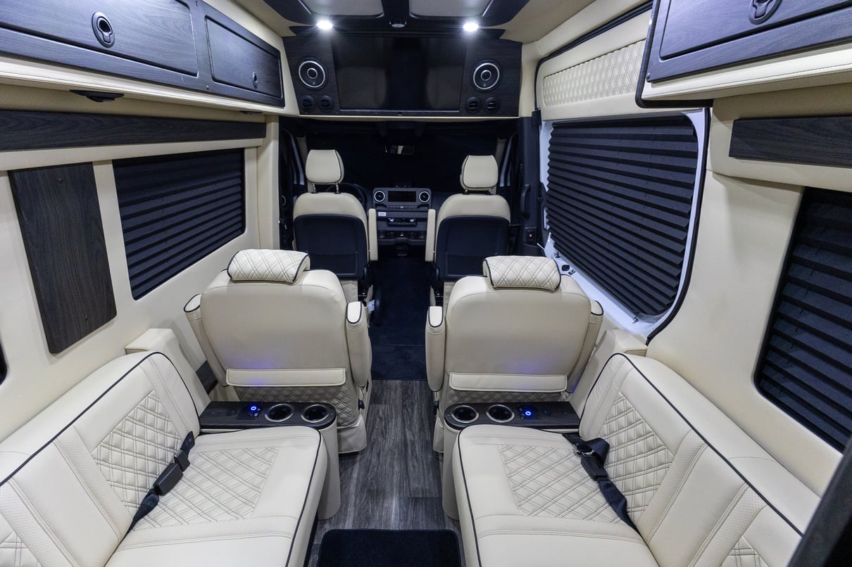 2026 OGV Luxury Coach gallery image-20