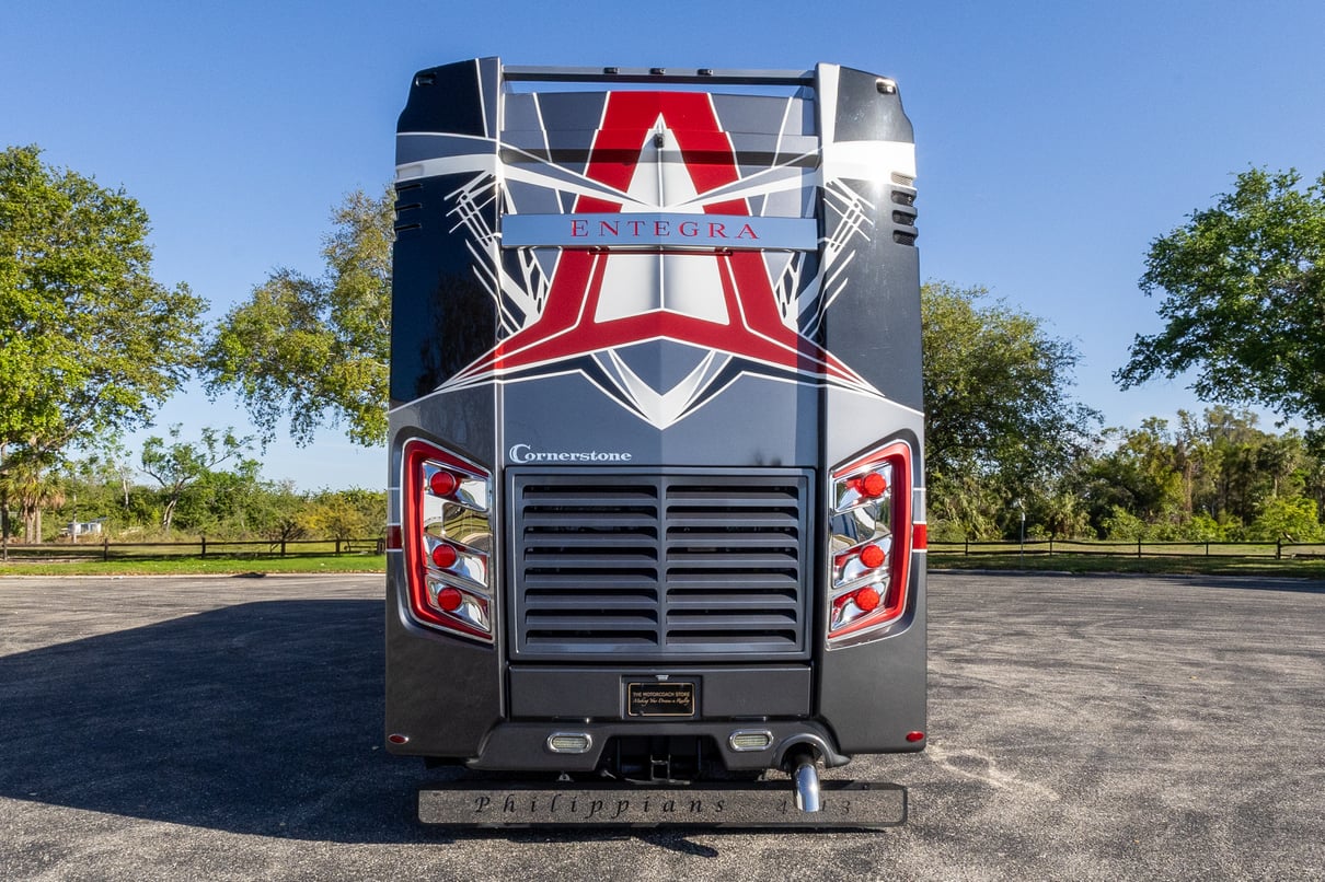 2022 Entegra Cornerstone 45B gallery image-6