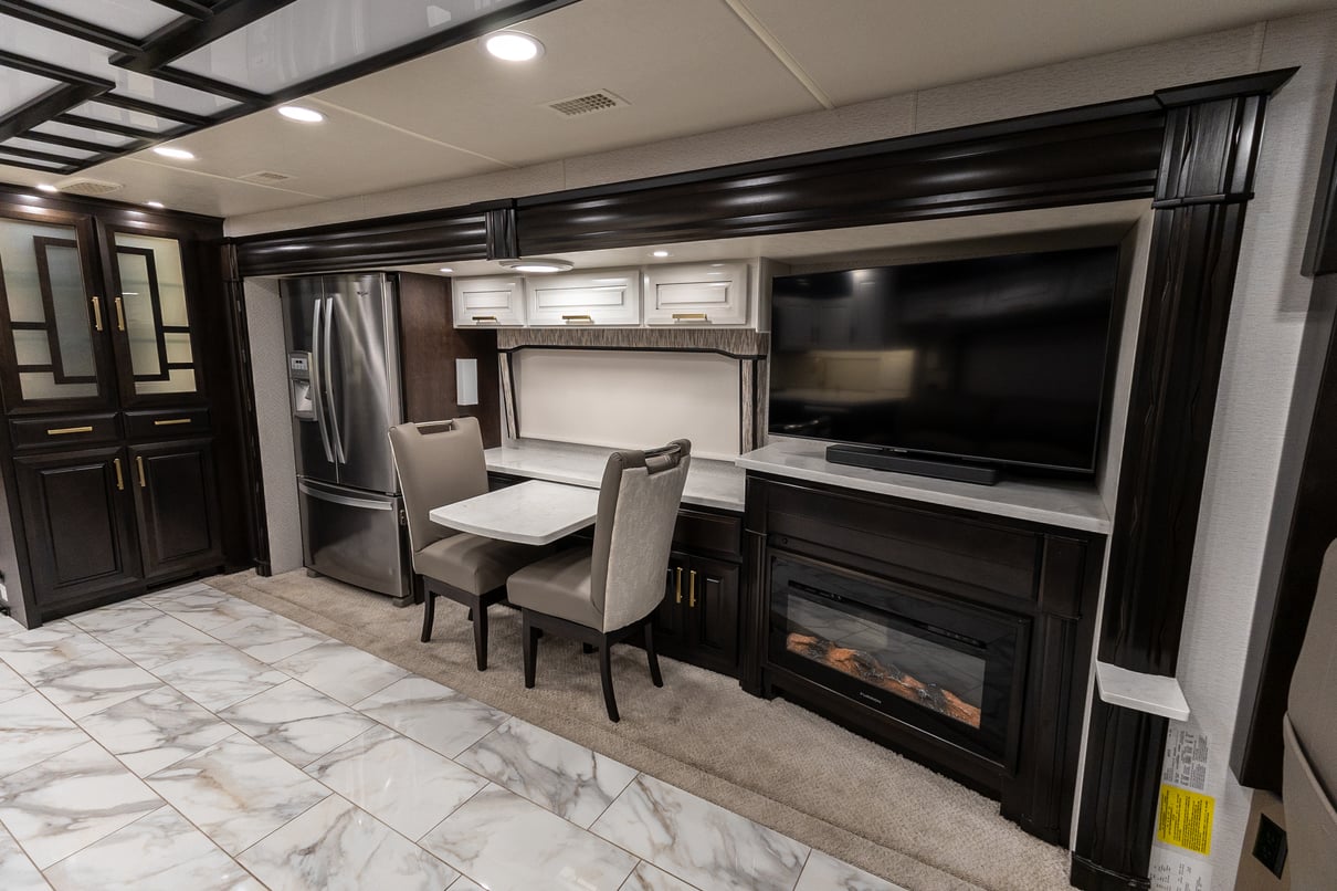 2022 Entegra Cornerstone 45B gallery image-15