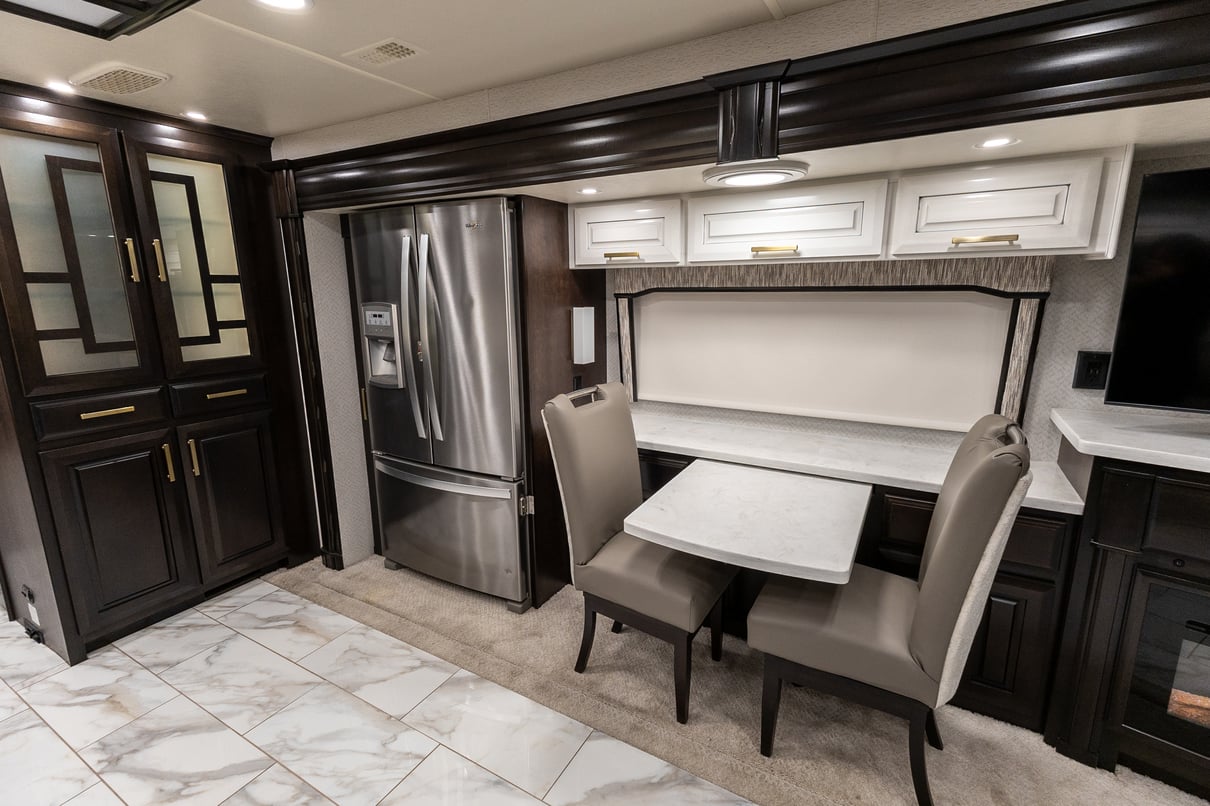 2022 Entegra Cornerstone 45B gallery image-16