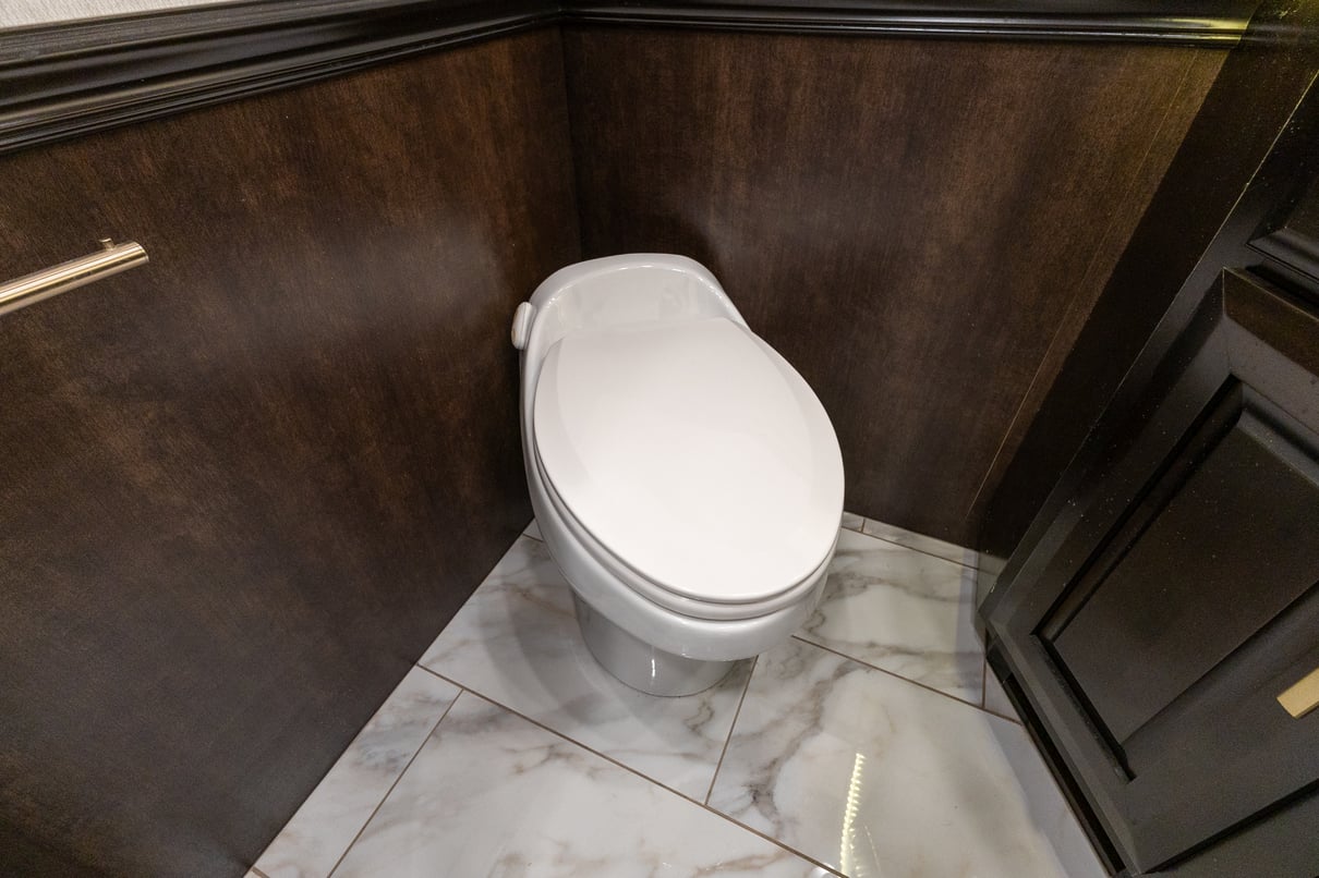 2022 Entegra Cornerstone 45B gallery image-23