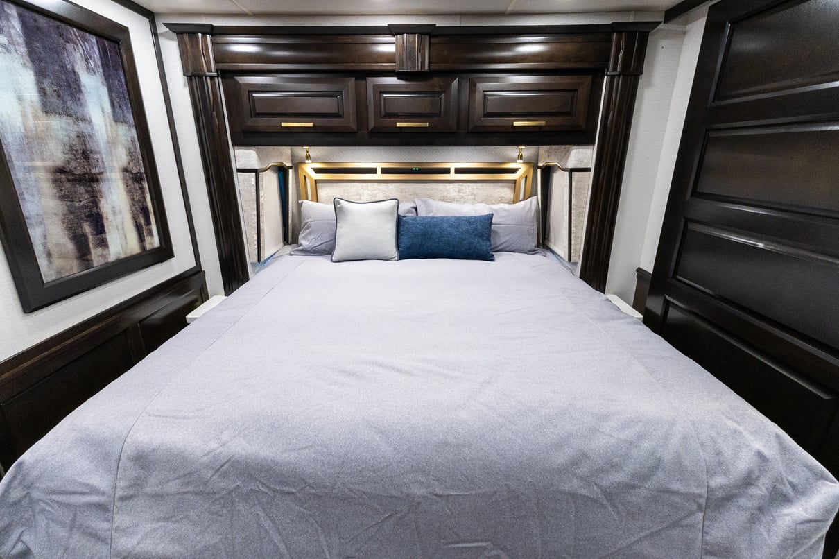 2022 Entegra Cornerstone 45B gallery image-25