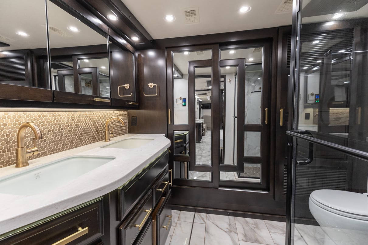 2022 Entegra Cornerstone 45B gallery image-28