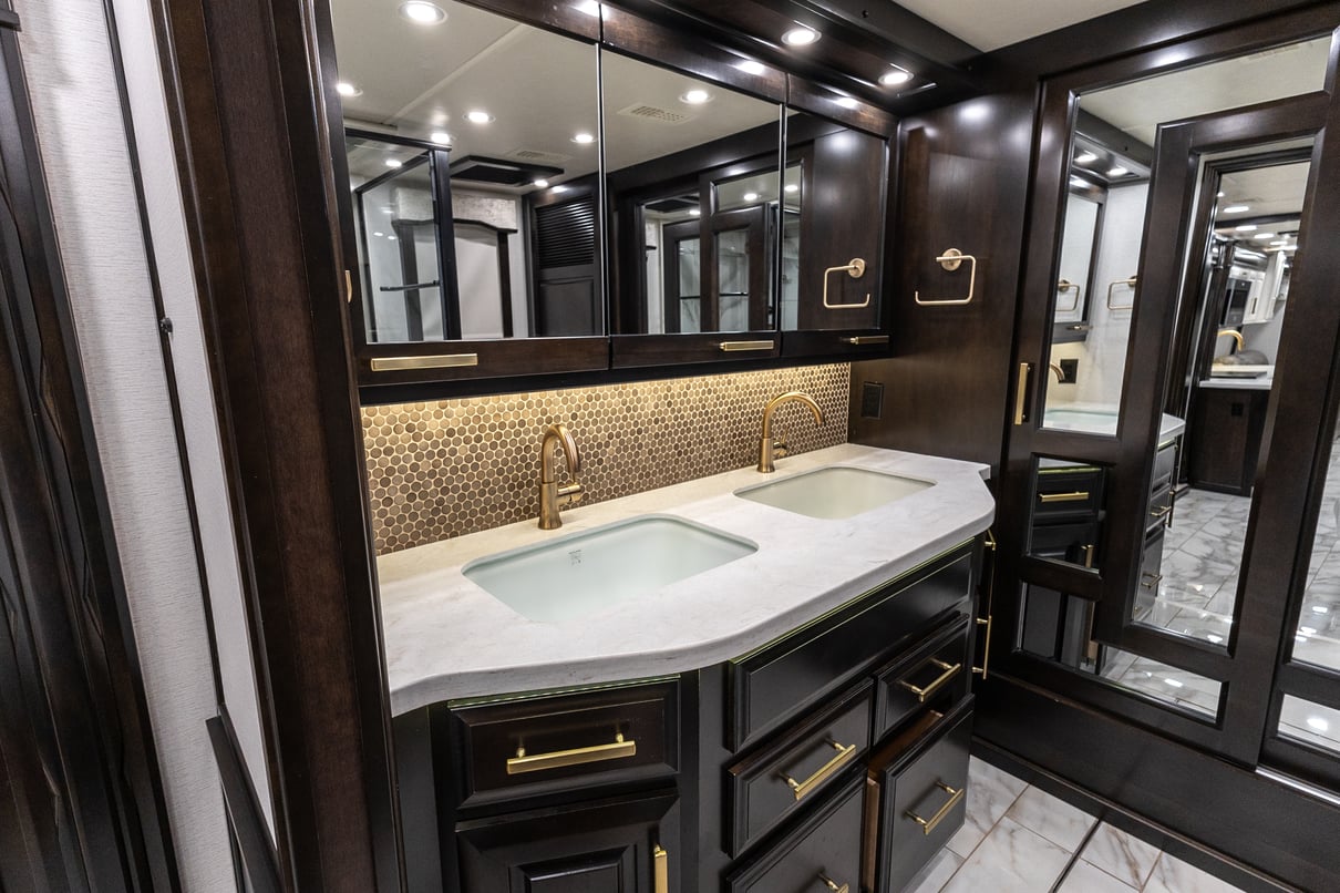 2022 Entegra Cornerstone 45B gallery image-29