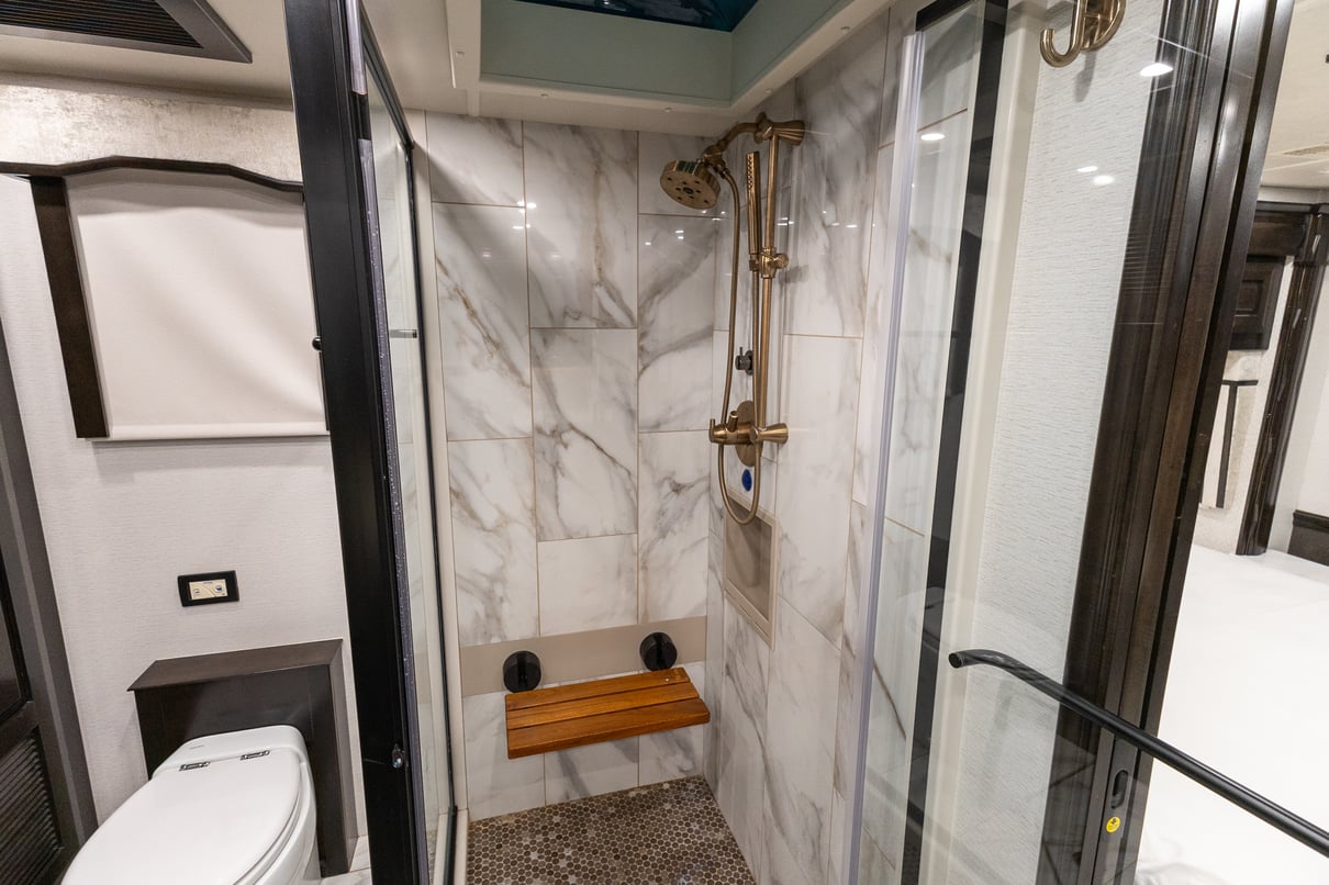 2022 Entegra Cornerstone 45B gallery image-30