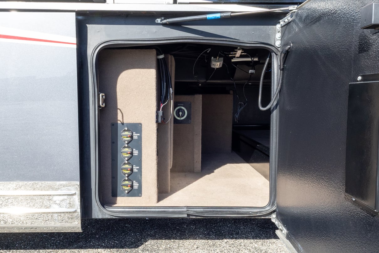 2022 Entegra Cornerstone 45B gallery image-36