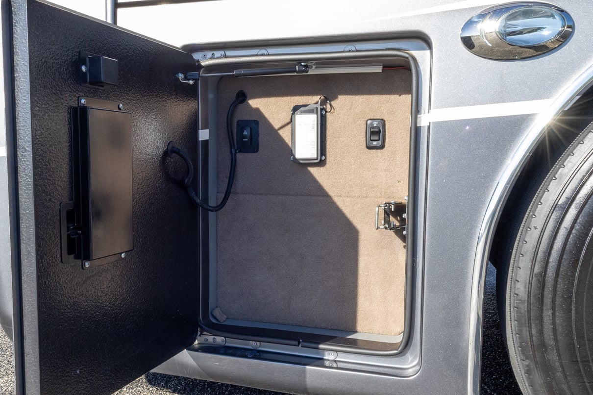 2022 Entegra Cornerstone 45B gallery image-40