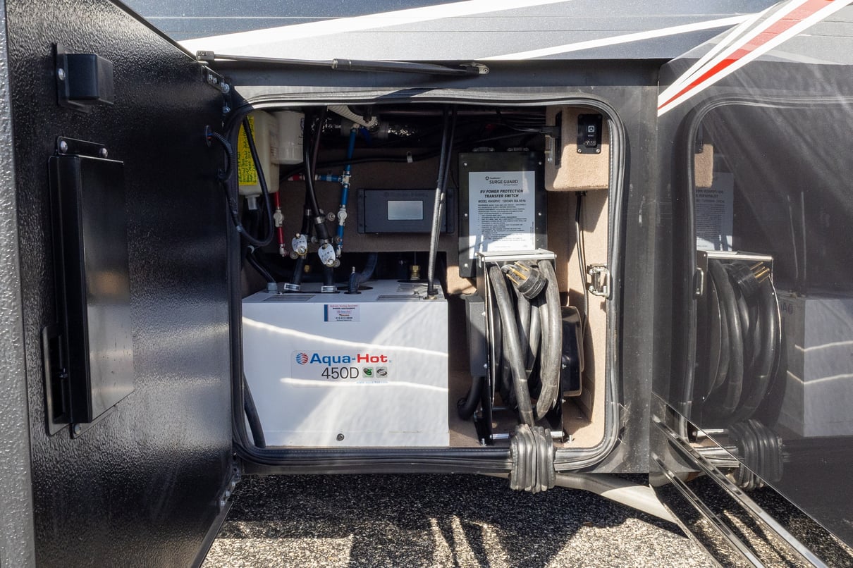 2022 Entegra Cornerstone 45B gallery image-44