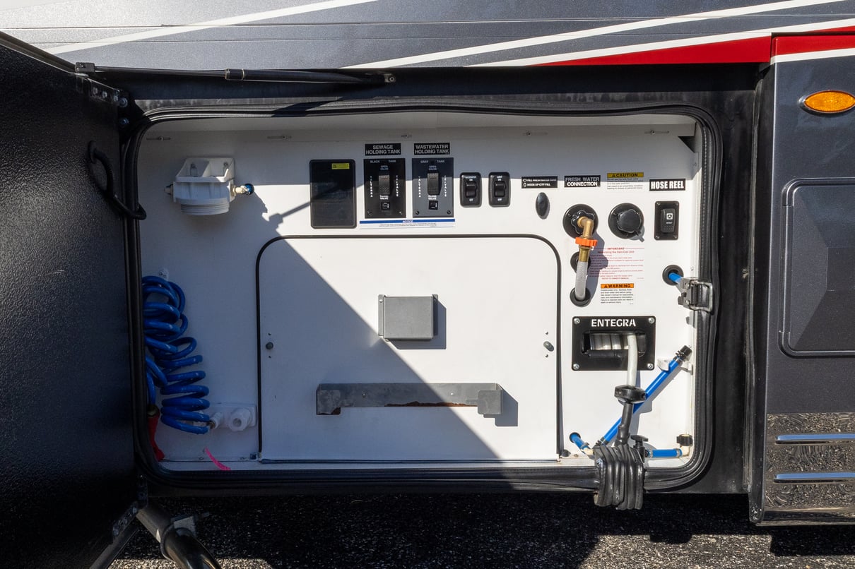 2022 Entegra Cornerstone 45B gallery image-45