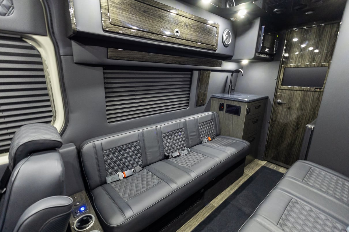 2026 OGV Luxury Coach gallery image-20