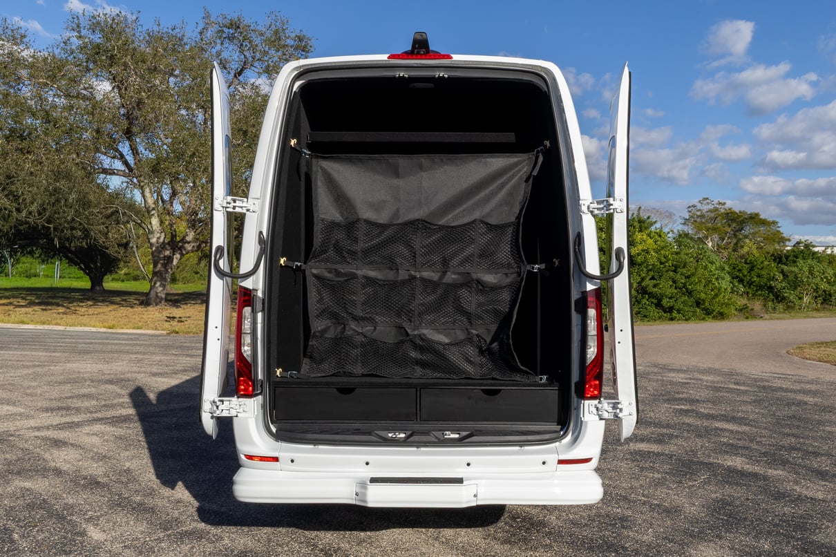 2026 OGV Luxury Coach gallery image-25