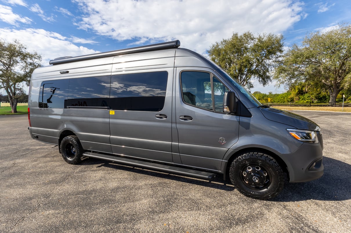 2026 OGV Luxury Coach gallery image-2