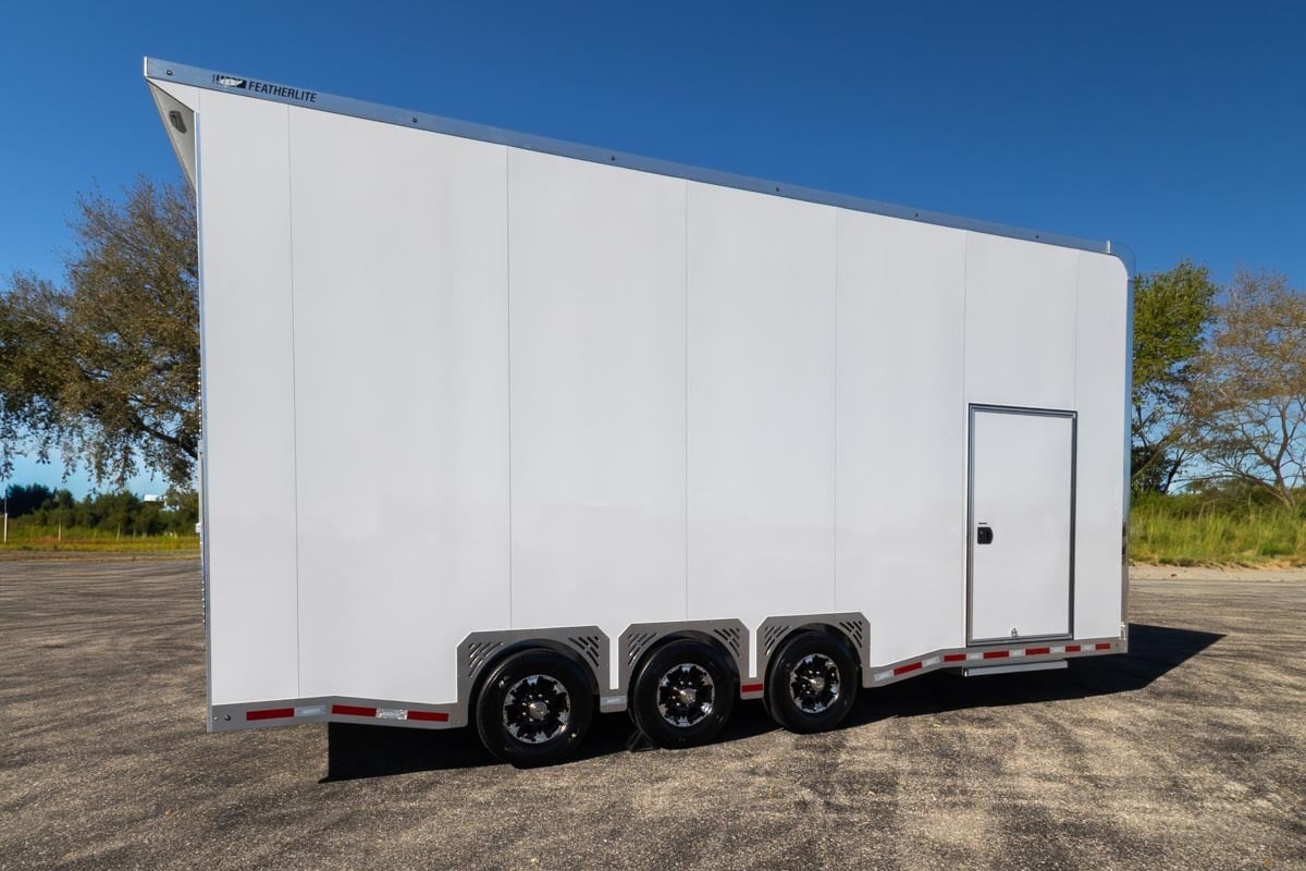 2026 Featherlite 24' Stacker Trailer 4414 gallery image-4