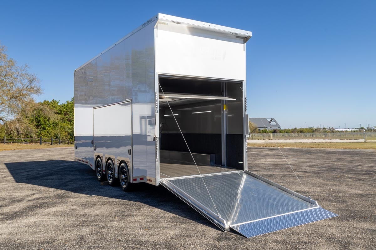 2026 Featherlite 24' Stacker Trailer 4414 gallery image-16