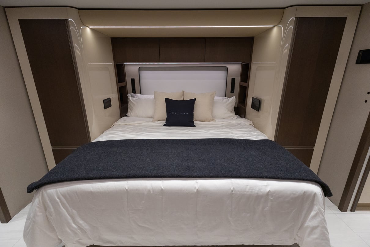 2026 Prevost Loki H3 45 gallery image-25