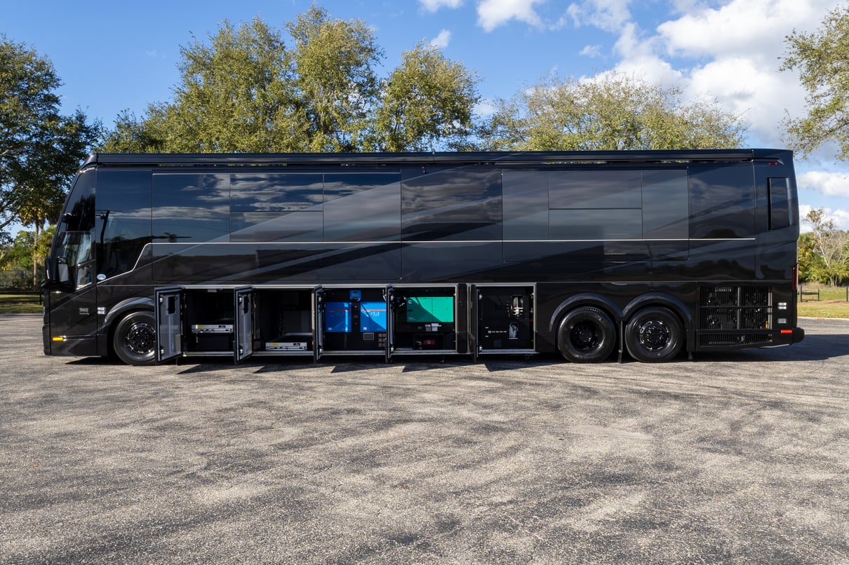 2026 Prevost Loki H3 45 gallery image-33