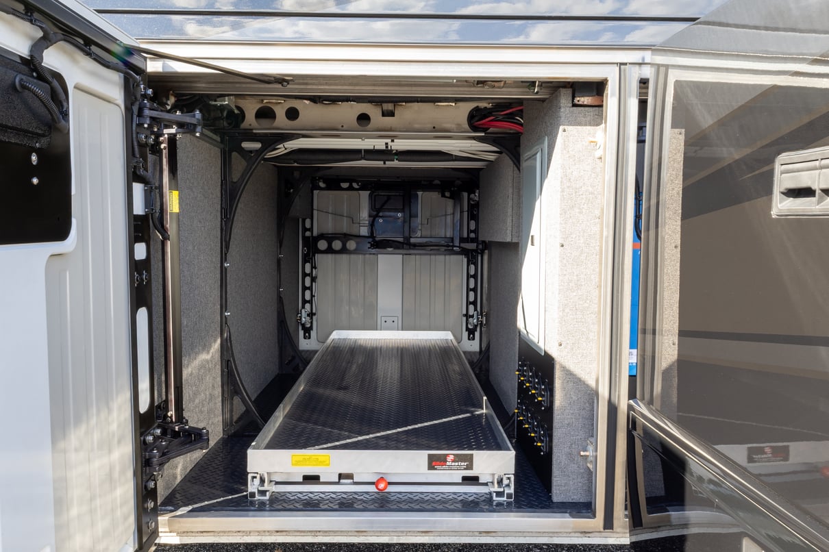 2026 Prevost Loki H3 45 gallery image-41