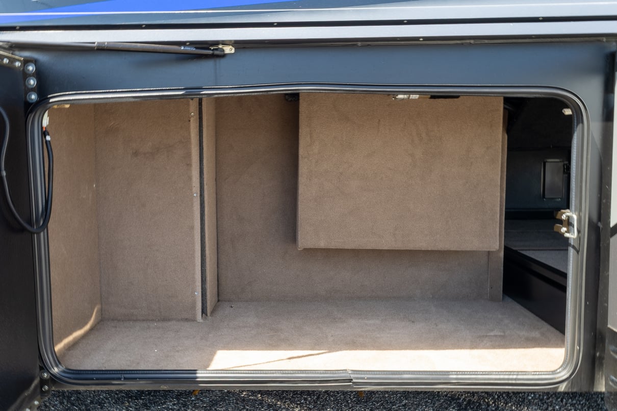 2024 Entegra Cornerstone 45R gallery image-46