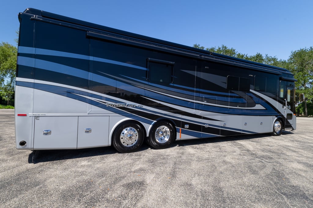 2024 Tiffin Phaeton 44OH