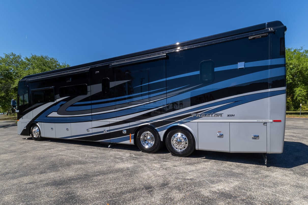 2024 Tiffin Phaeton 44OH gallery image-8