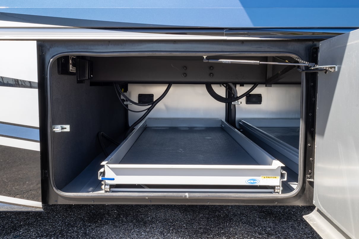 2024 Tiffin Phaeton 44OH gallery image-39