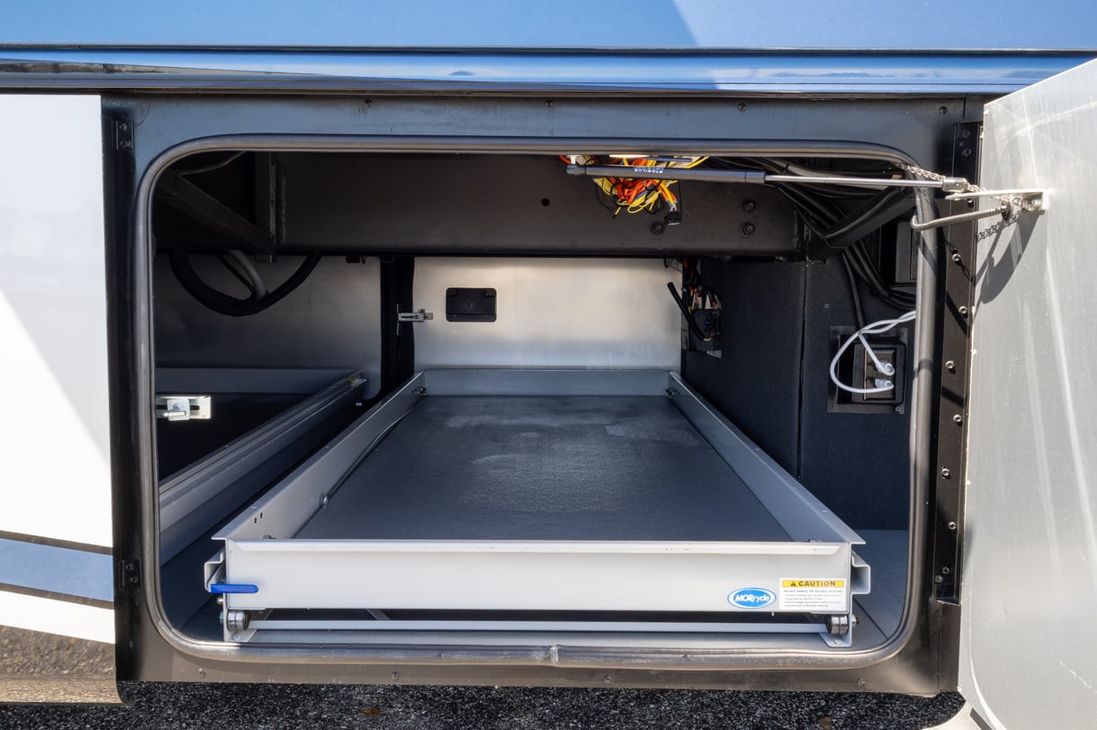 2024 Tiffin Phaeton 44OH gallery image-40