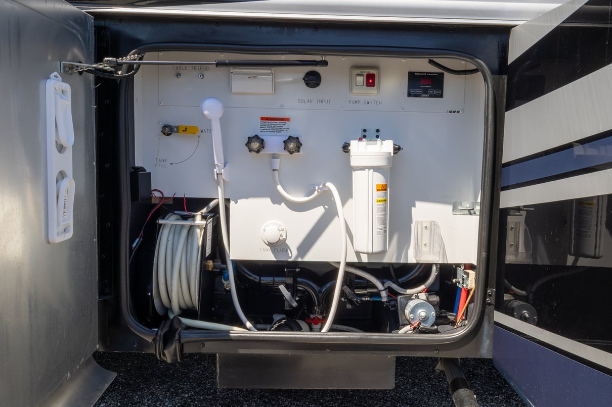 2024 Tiffin Phaeton 44OH gallery image-47