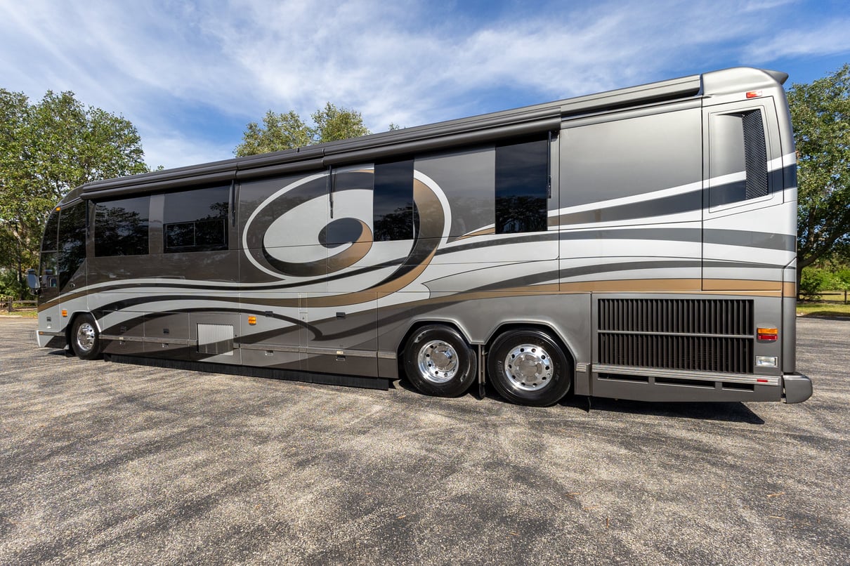 2009 Prevost Featherlite H3 45 gallery image-8