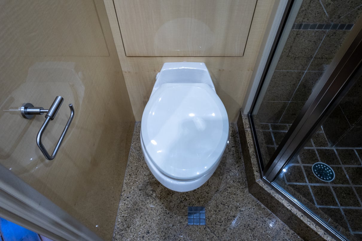 2009 Prevost Featherlite H3 45 gallery image-31