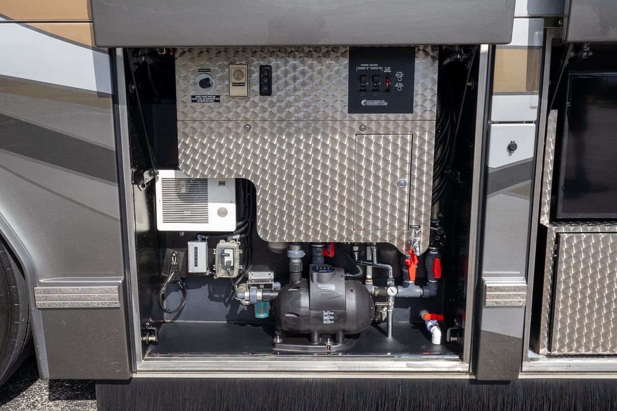 2009 Prevost Featherlite H3 45 gallery image-35