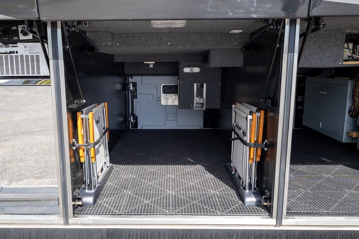 2009 Prevost Featherlite H3 45 gallery image-38