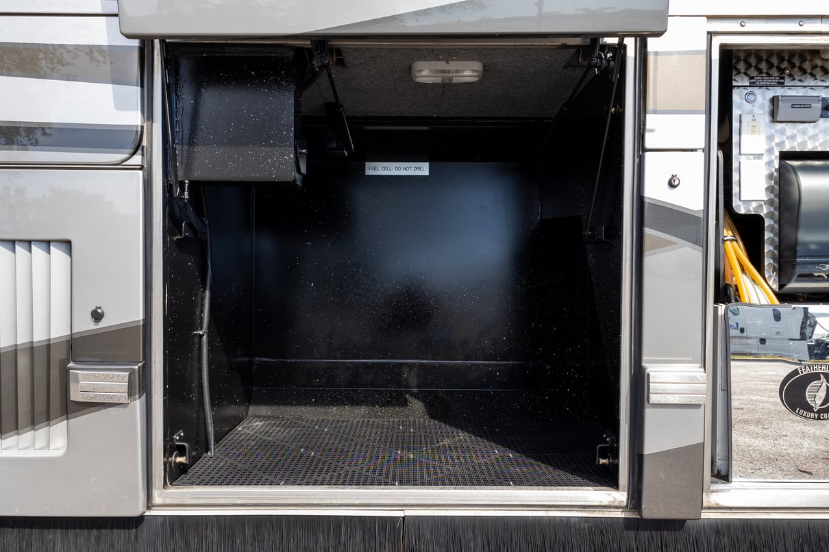 2009 Prevost Featherlite H3 45 gallery image-43