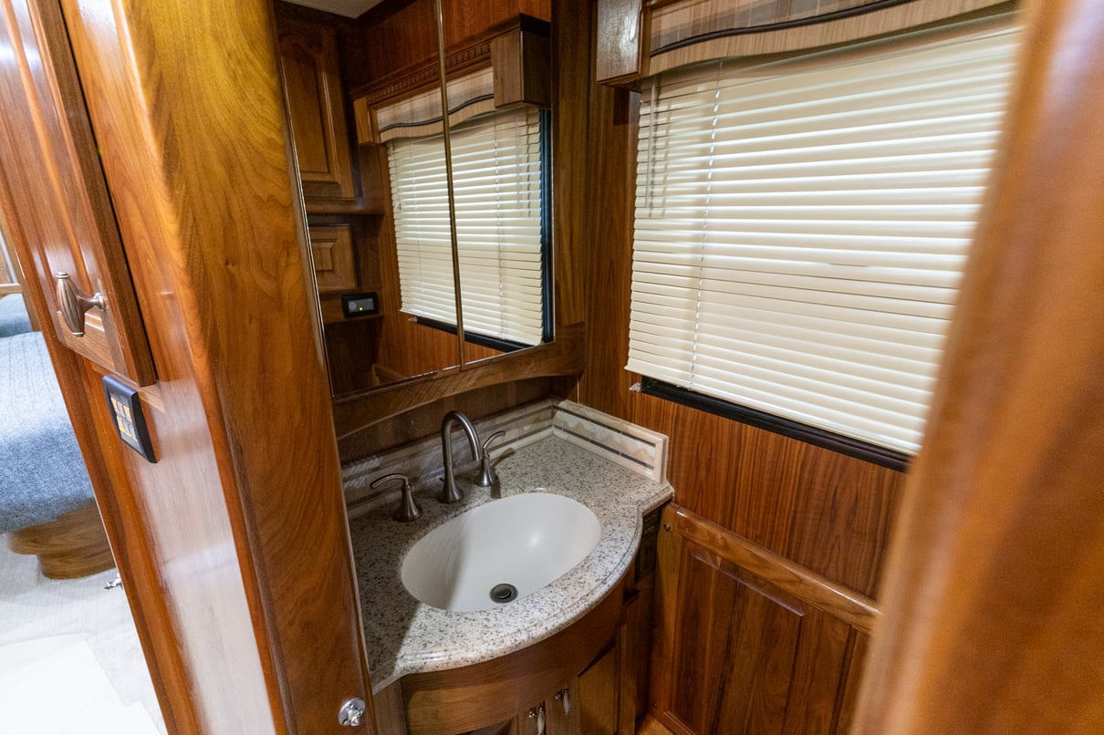 2007 Country Coach Affinity St. Helena gallery image-22