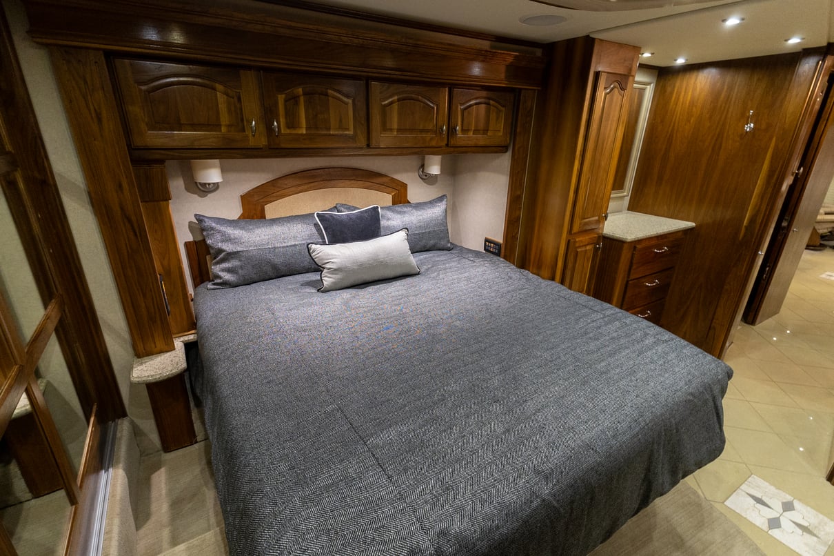 2007 Country Coach Affinity St. Helena gallery image-27