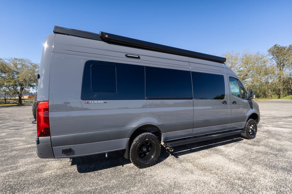 2026 V-Tour 7RLA