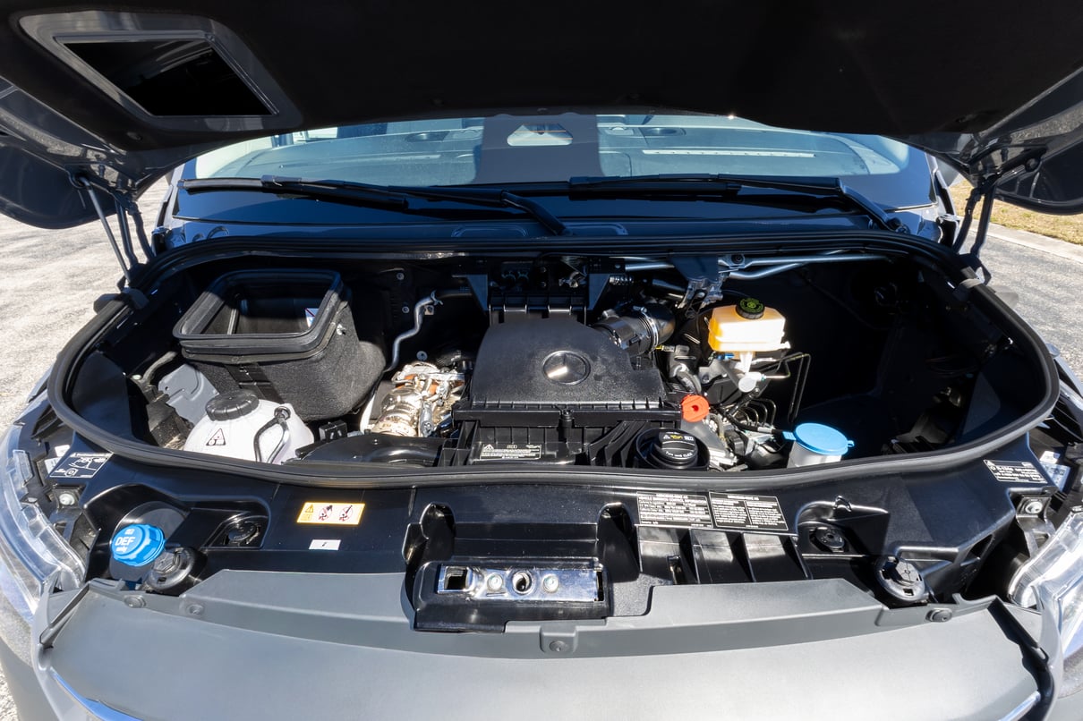 2026 V-Tour 7RLA gallery image-29