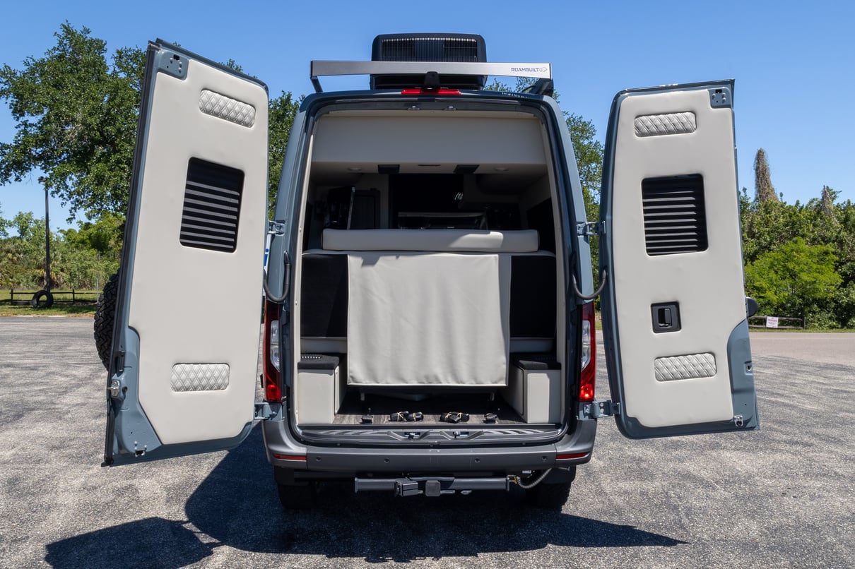 2026 OGV Luxury Coach V-Tour 5RL4A gallery image-25