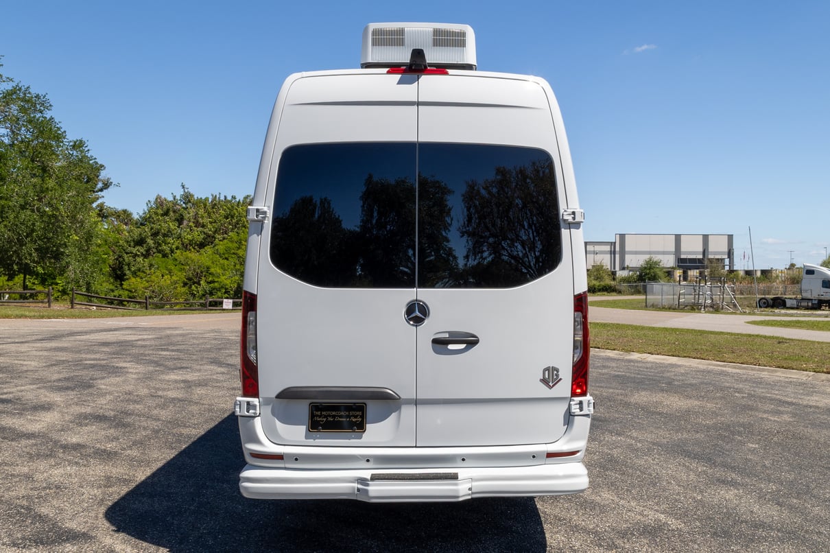 2026 OGV Luxury Coach V-RV 7RLA gallery image-7