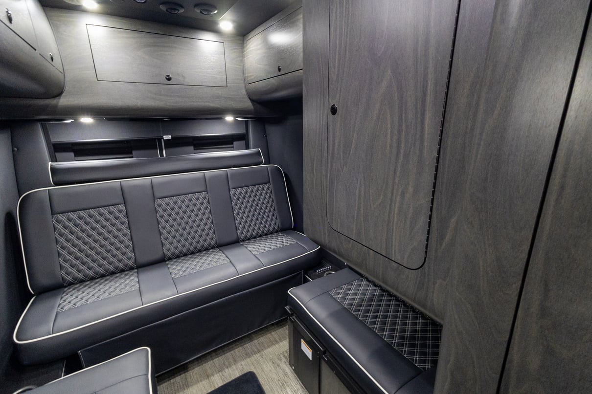 2026 OGV Luxury Coach V-RV 7RLA gallery image-20