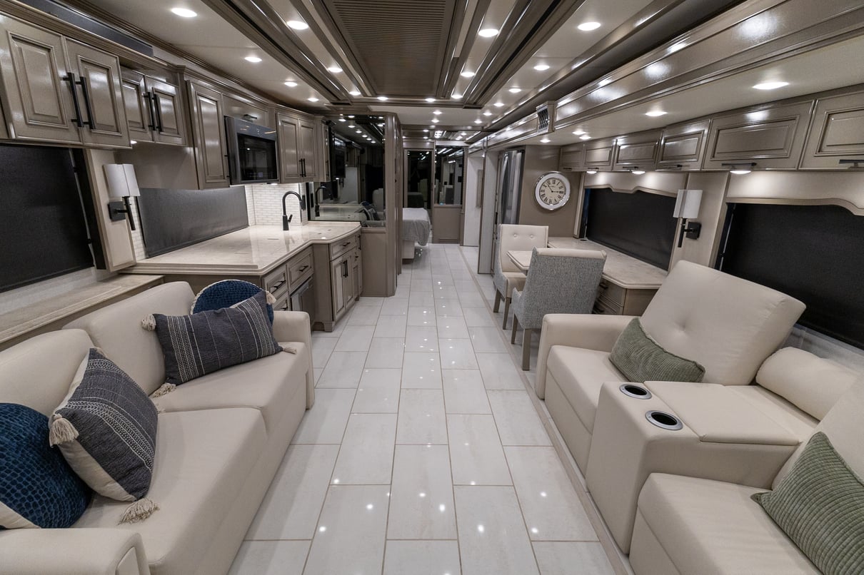 2025 Newmar London Aire 4551 gallery image-14