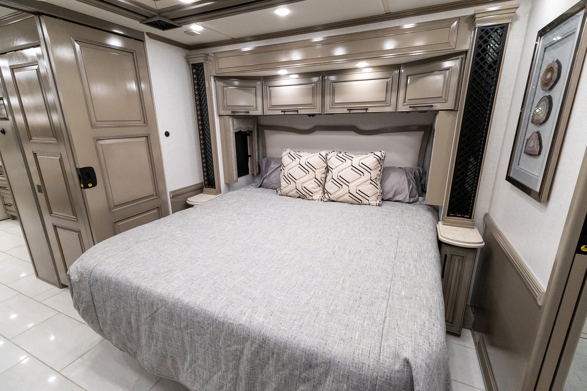 2025 Newmar London Aire 4551 gallery image-26