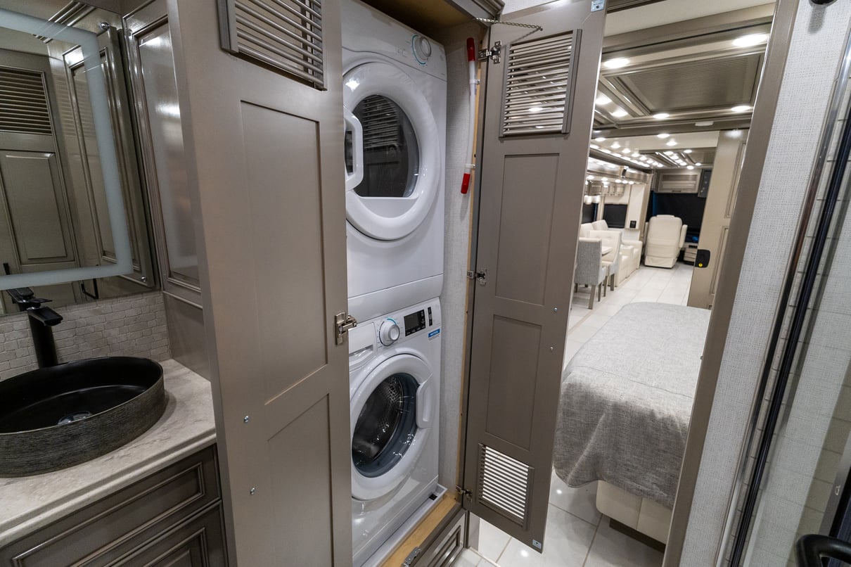 2025 Newmar London Aire 4551 gallery image-31