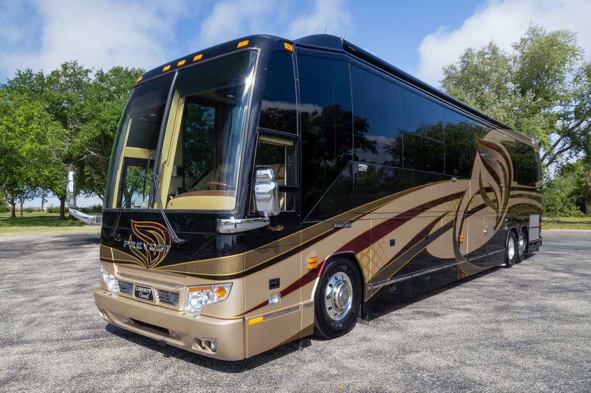 2010 Prevost Liberty H3 45 gallery image-11