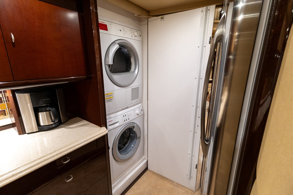 2010 Prevost Liberty H3 45 gallery image-29