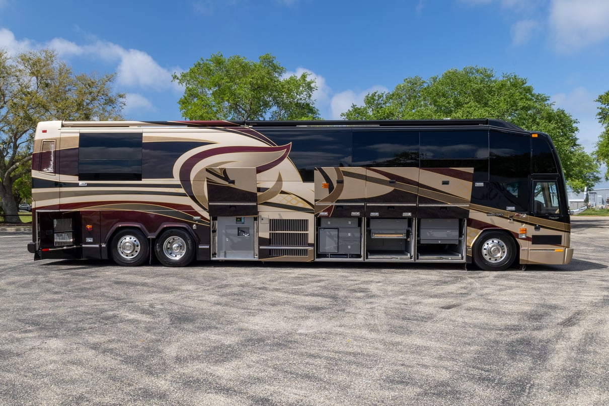 2010 Prevost Liberty H3 45 gallery image-30