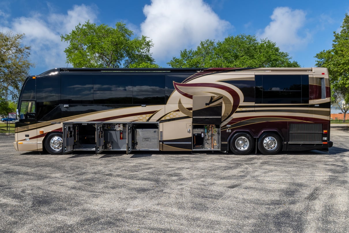 2010 Prevost Liberty H3 45 gallery image-31
