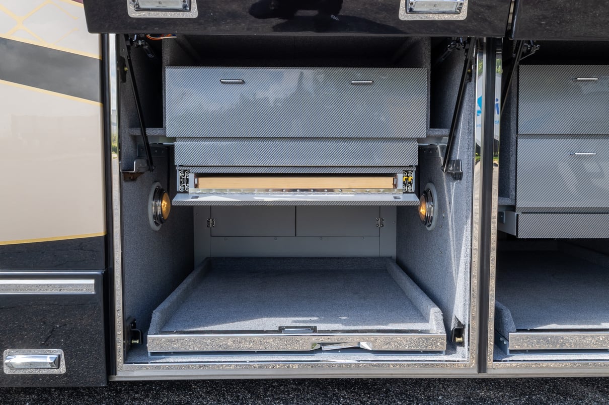 2010 Prevost Liberty H3 45 gallery image-35