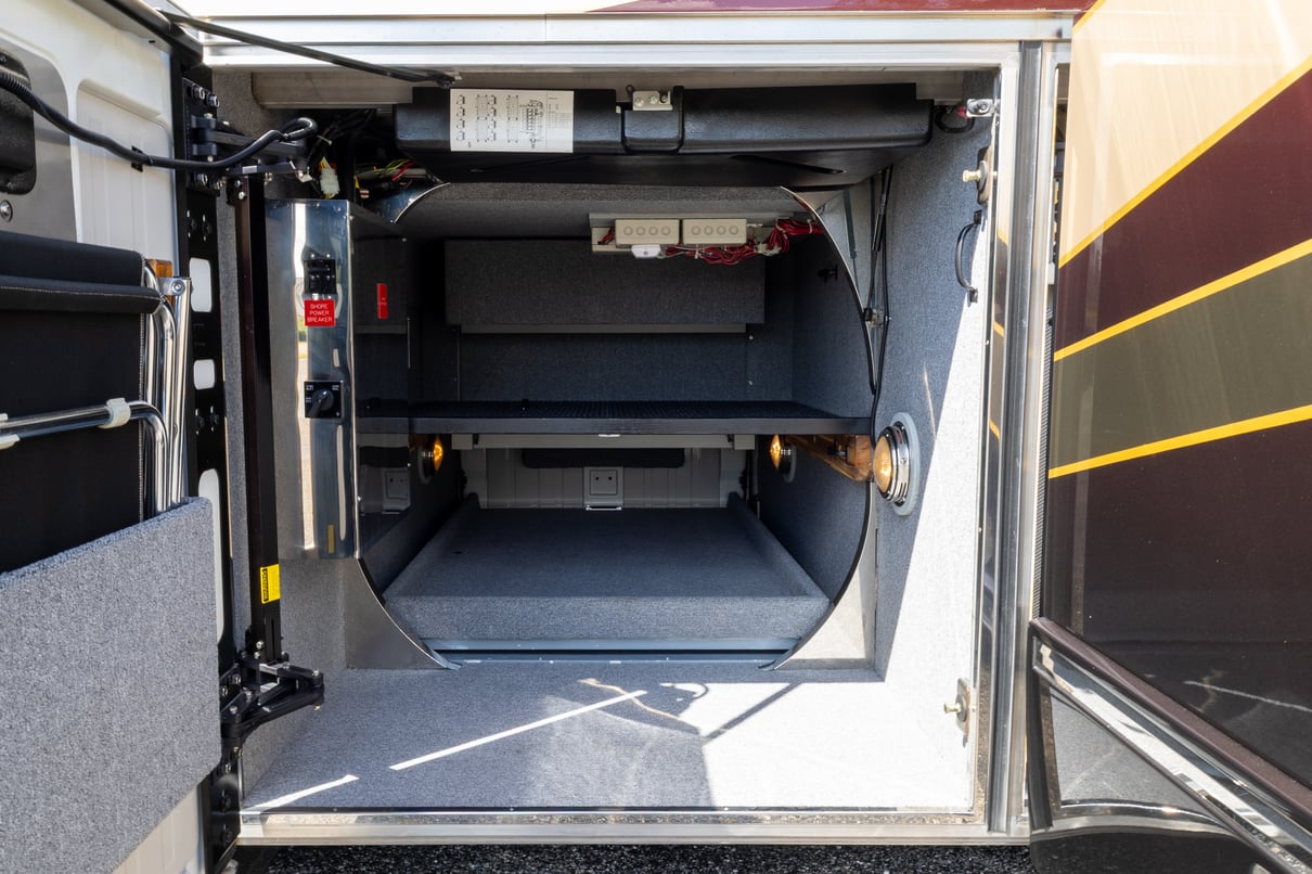 2010 Prevost Liberty H3 45 gallery image-37